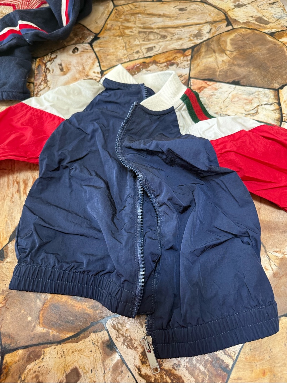 Gucci Kids Navy Blue Colorblock Windbreaker Jacket with Red & White Sleeves